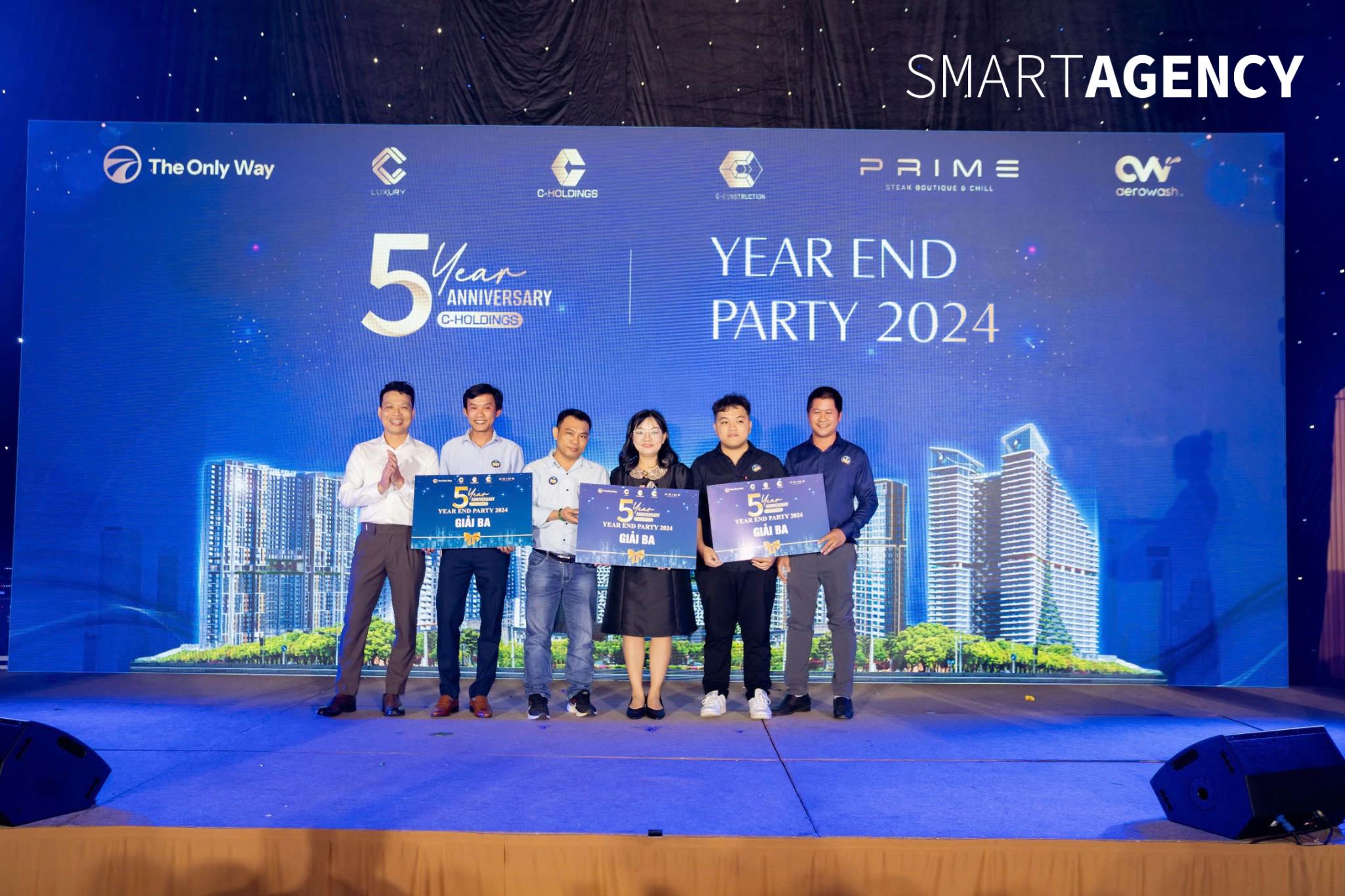 tiệc tất niên cuối năm (YEP)